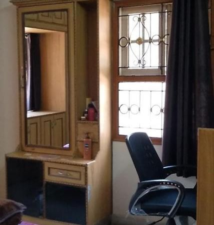 Srinivas Nilayam Apartman Haidarábád Kültér fotó