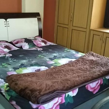 Srinivas Nilayam Apartman Haidarábád Kültér fotó